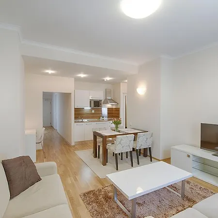 Szálloda Embassy 4*